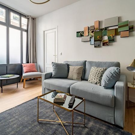 パリGuestready - Magnifique Appt Au Sud De Pigalleアパートメント エクステリア 写真