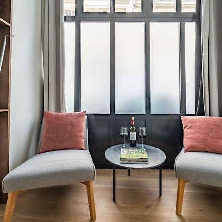 パリGuestready - Magnifique Appt Au Sud De Pigalleアパートメント エクステリア 写真